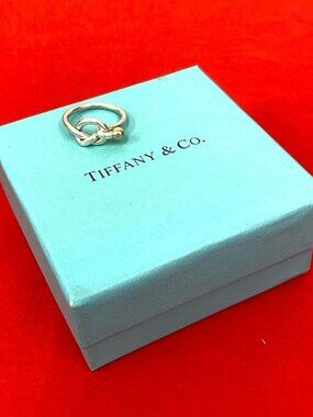 Tiffany & Co Love Knot Hook Eye 18K Gold Ring Silver